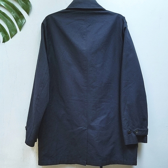 Brooks Brother Trenchcoat - Picture 5 of 16